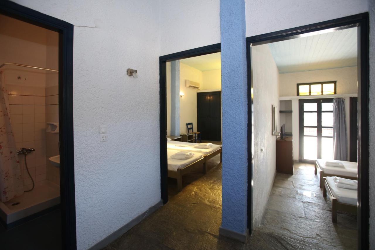 St George Studios & Apartments バトシ エクステリア 写真